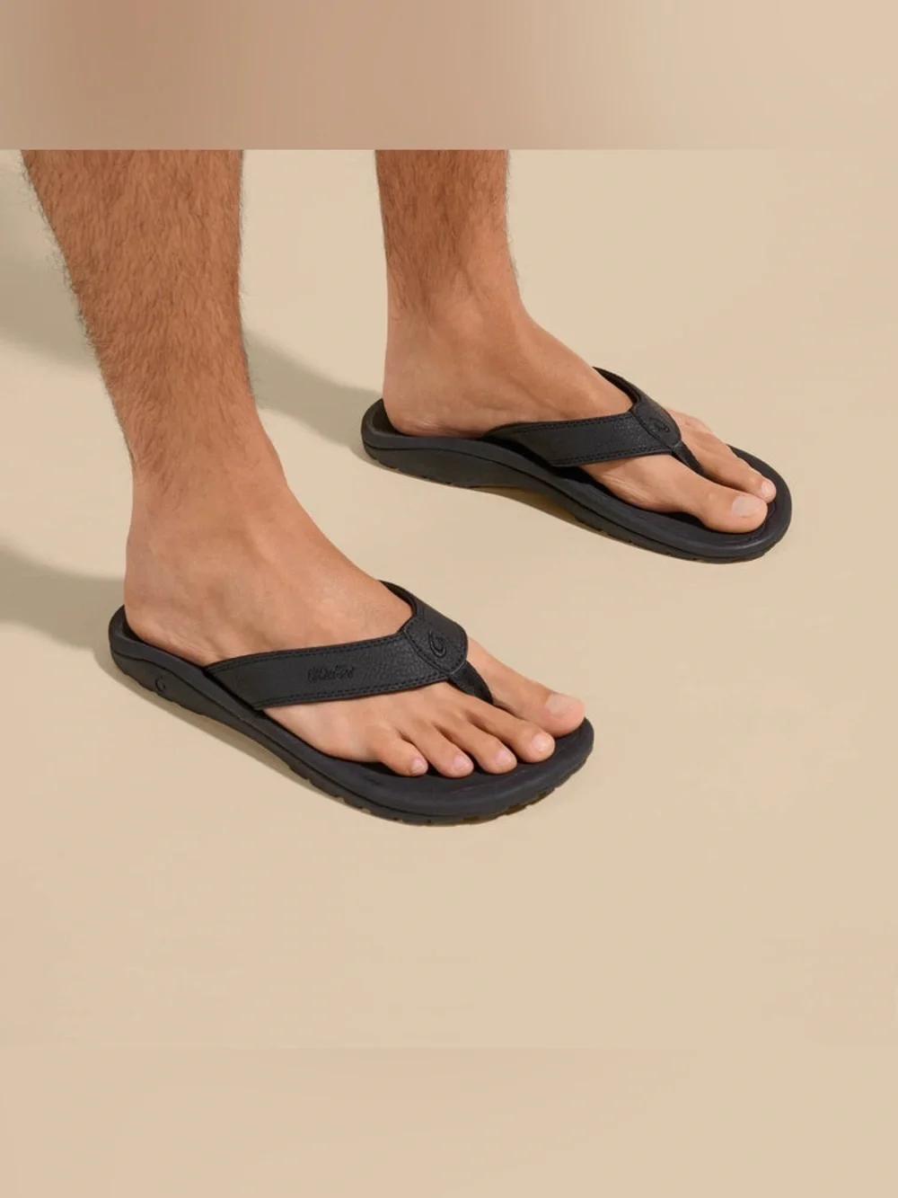 OluKai Ohana Men’s Beach Sandals Black Size 7